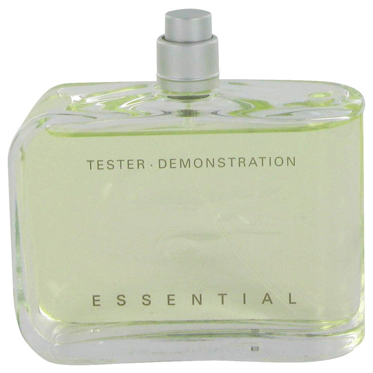 Lacoste Essential