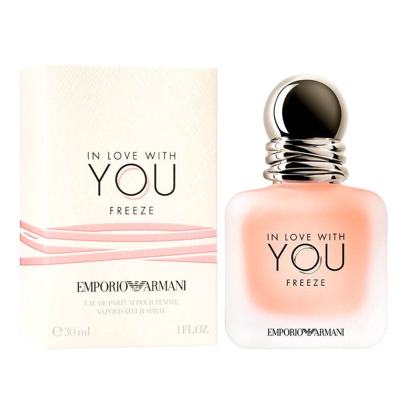 "In Love With You Freeze" is a feminine fruity-floral fragrance with many twists and turns. It opens with fleshy top notes of pear, mandarin orange, cherry, and bergamot. Then, the floral core notes have hints of peony, jasmine sambac, and lily-of-the-valley.  Know this fragrance and fall in love with the scent - a special perfume.
