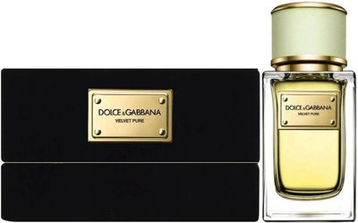 "Dolce & Gabbana Velvet Patchouli," a unisex fragrance by Dolce & Gabbana, presents a subtle and down-to-earth aroma of the famous Indian plant "Patchouli." The plant's scent mixes with amber kephalis, giving the fragrance a hint of mystery. It works both as a daytime and nighttime scent.  Know this fragrance and fall in love with the scent - a special perfume.